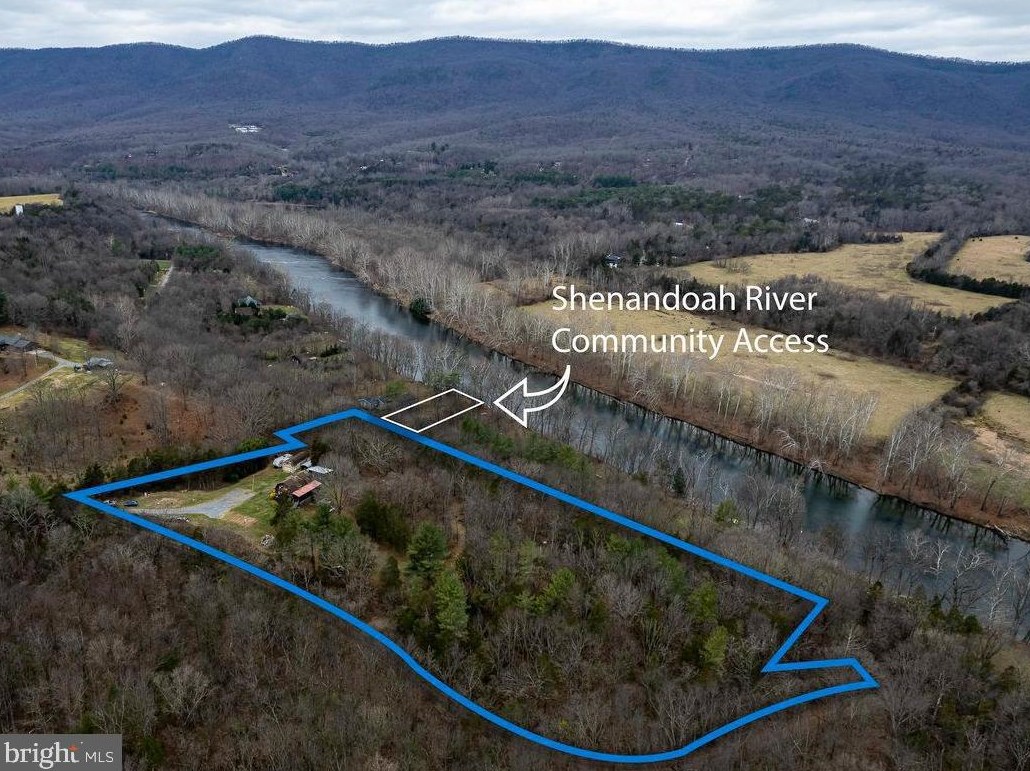 421 Beylors Ferry Rd, Rileyville, VA 22650