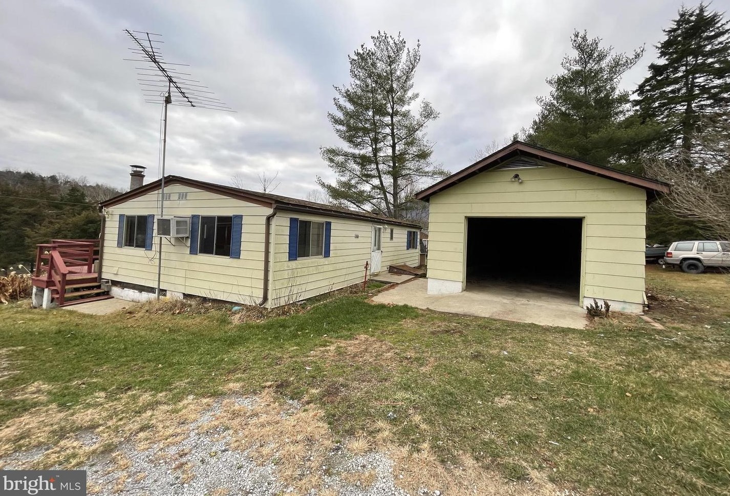 454 Riverside Dr, Richmond National Battlefiel, VA 22835