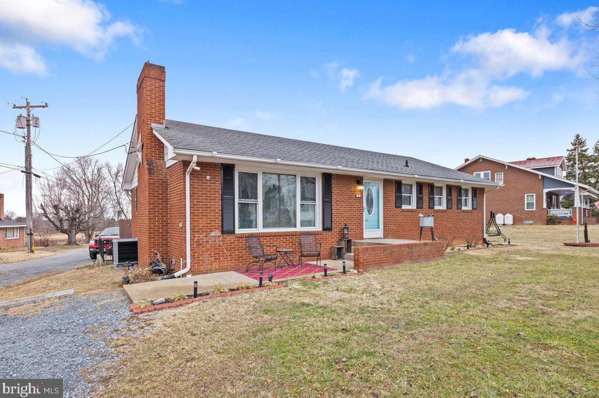 148 Main St, Stanley, VA 22851-4036