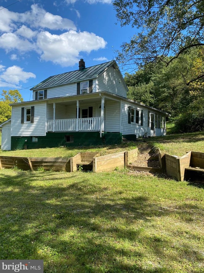 451 Steep Hollow Ln, Rileyville, VA 22650