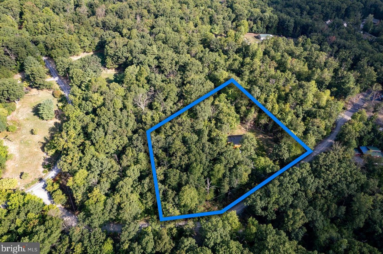 162 Deer Track Rd, Richmond National Battlefiel, VA 22835