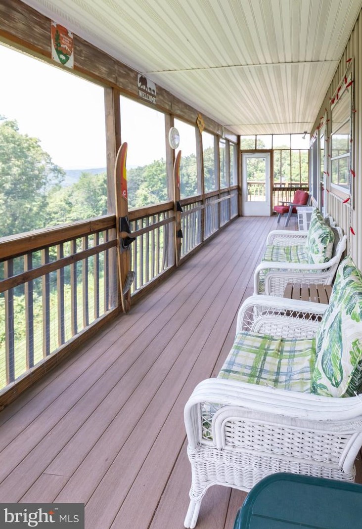 1842 Tanners Ridge Rd, Stanley, VA 22851
