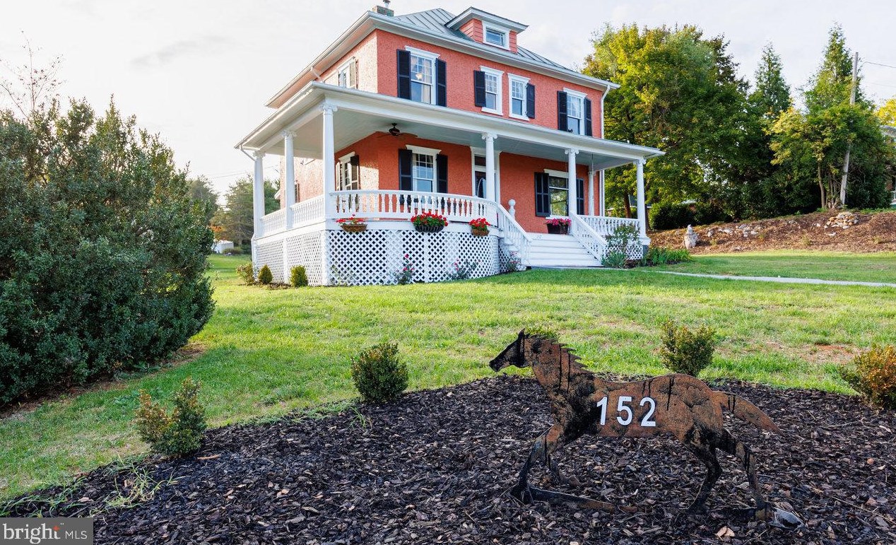 152 S Court St, Richmond National Battlefiel, VA 22835