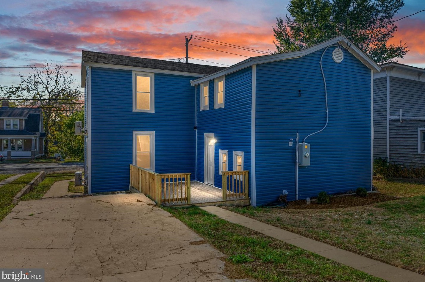 404 3rd St, Shenandoah, VA 22849