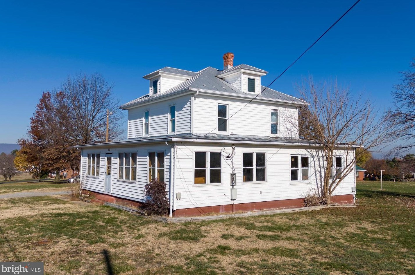 553 Park Rd, Stanley, VA 22851