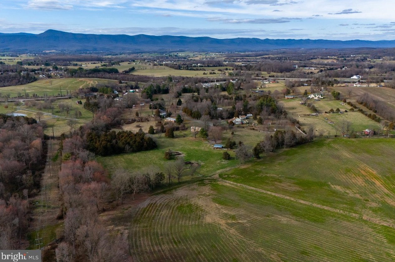 300 Martin St, Richmond National Battlefiel VA  22835-4515 exterior