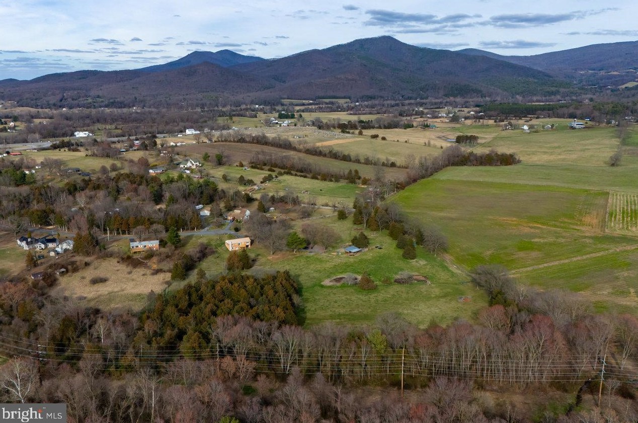 300 Martin St, Richmond National Battlefiel VA  22835-4515 exterior