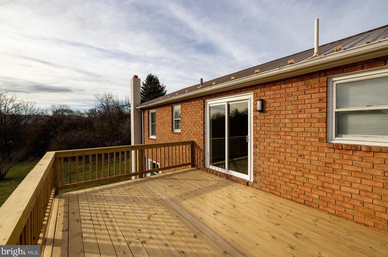 300 Martin St, Richmond National Battlefiel VA  22835-4515 exterior