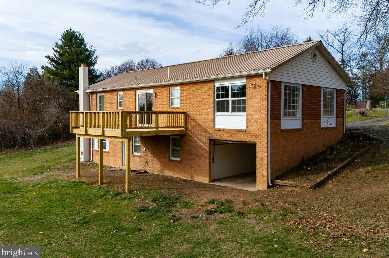 300 Martin St, Richmond National Battlefiel VA  22835-4515 exterior