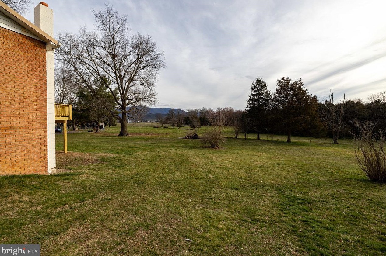 300 Martin St, Richmond National Battlefiel VA  22835-4515 exterior