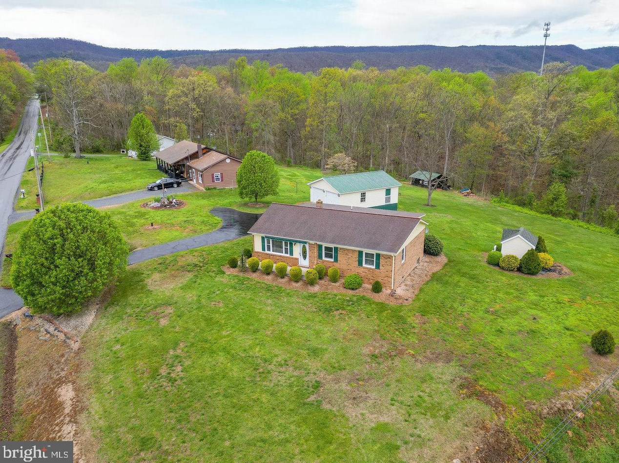 3701 Newport Rd, Shenandoah, VA 22849