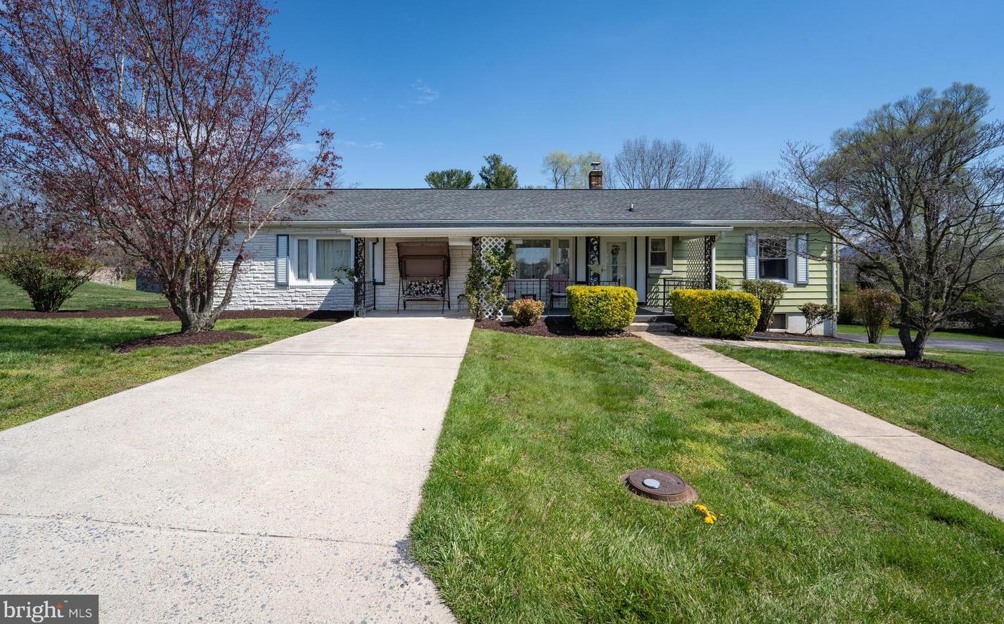 6 Woodland Park Dr, Richmond National Battlefiel, VA 22835-1104