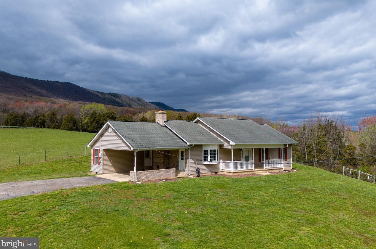 1500 Newport Rd, Shenandoah, VA 22849