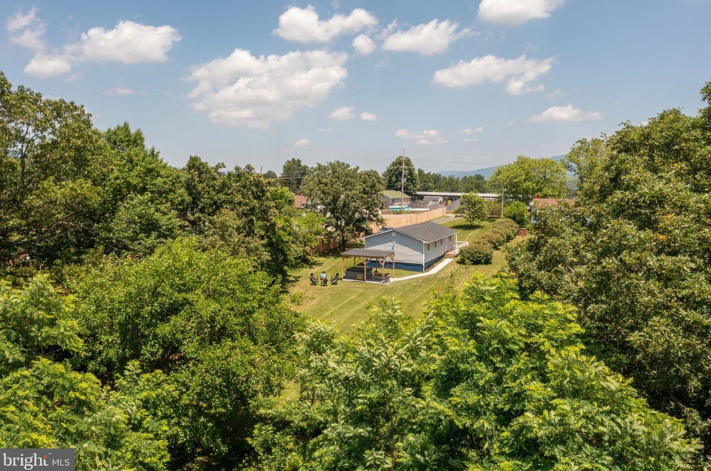 131 Bixlers Fry Rd, Richmond National Battlefiel VA  22835-1804 exterior