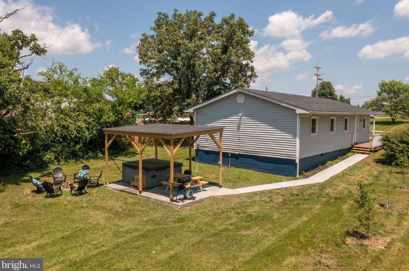 131 Bixlers Fry Rd, Richmond National Battlefiel VA  22835-1804 exterior