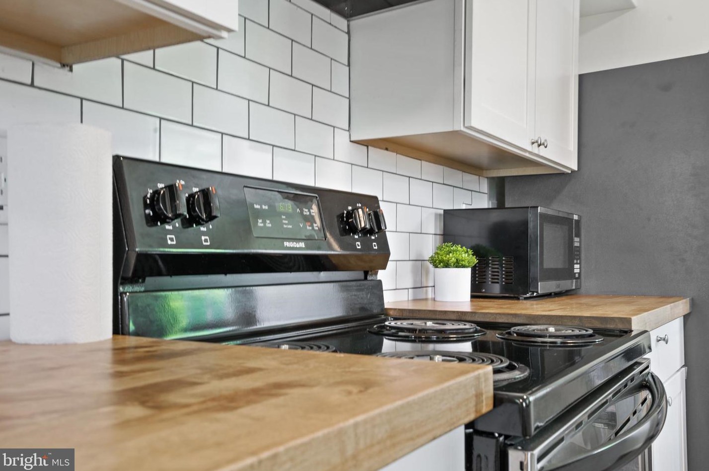 131 Bixlers Fry Rd, Richmond National Battlefiel VA  22835-1804 exterior