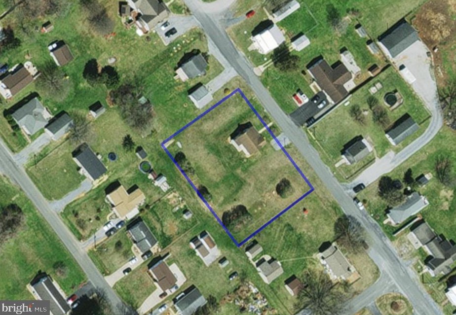 713 10th St, Shenandoah, VA 22849