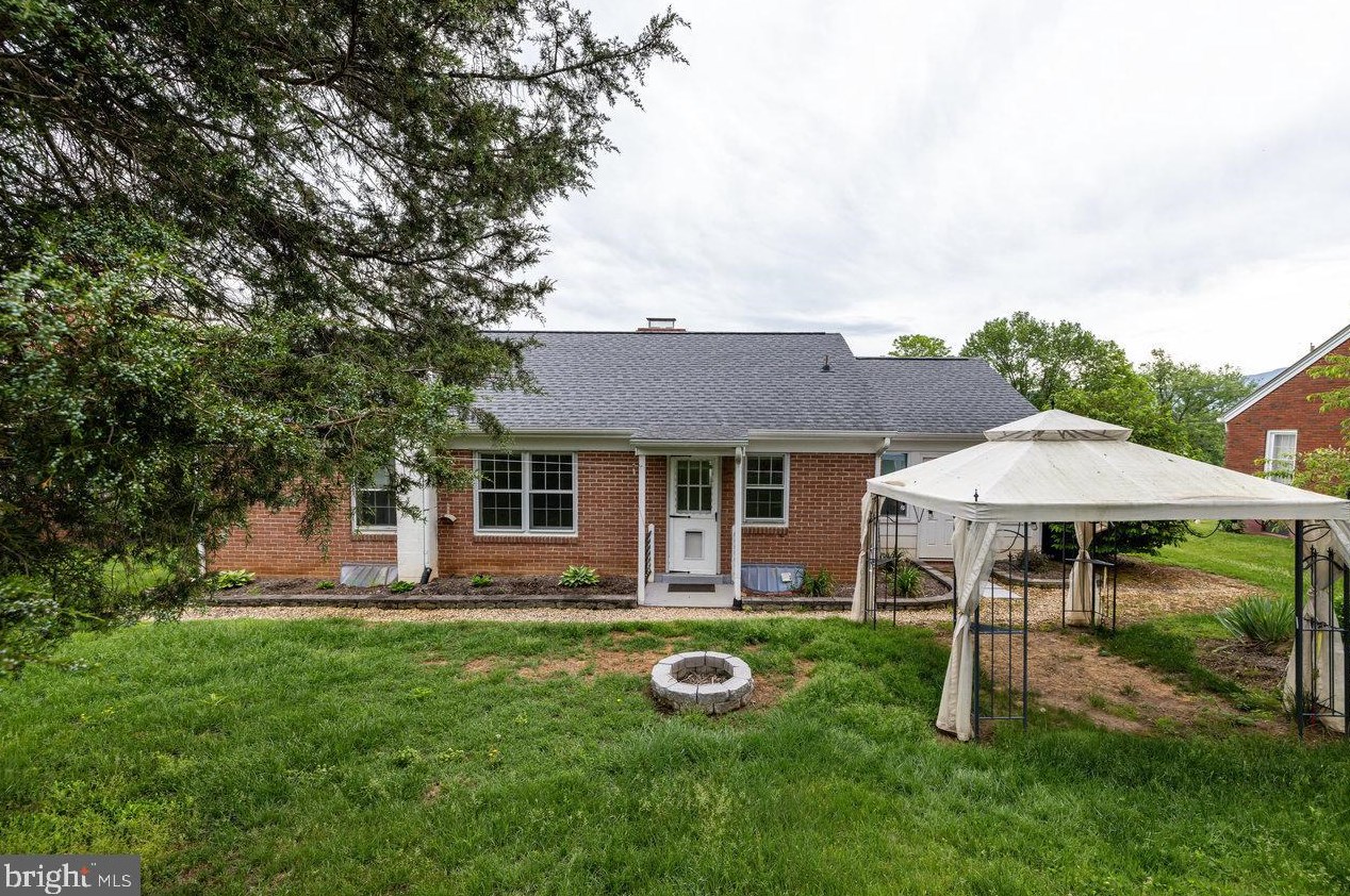 313 N Bank St, Richmond National Battlefiel, VA 22835