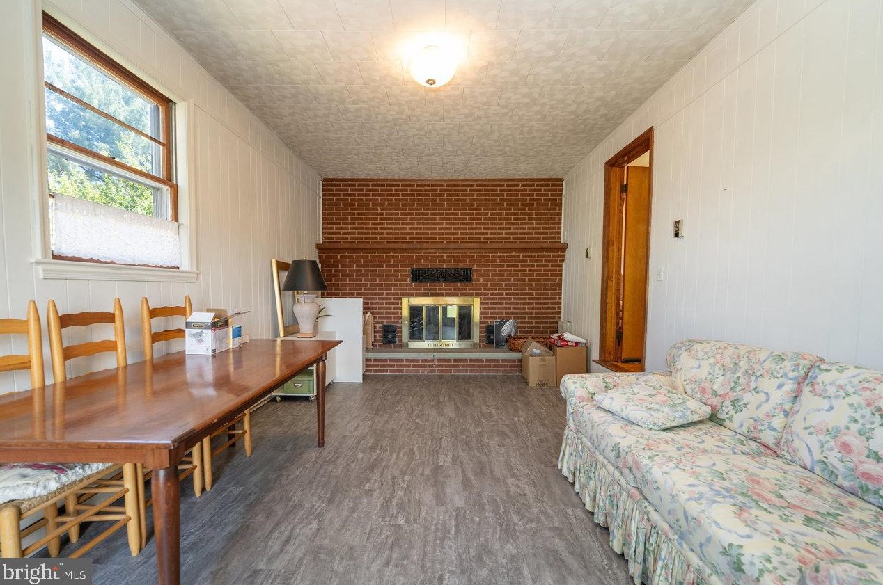 103 Luray Ave, Richmond National Battlefiel VA  22835-1375 exterior