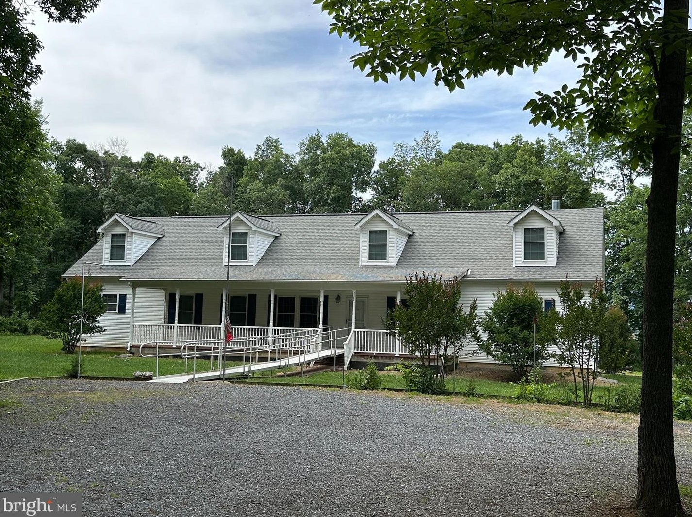 1158 Big Oak Rd, Richmond National Battlefiel, VA 22835-5231