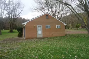 831 Good Mill Rd, Rileyville, VA 22650 - Photo 4