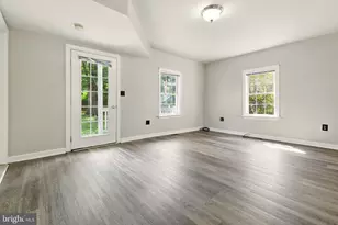 115 E Page St, Luray, VA 22835 - Photo 8