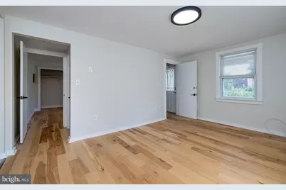 102 S Hawksbill Street, Luray, VA 22835 - Photo 12