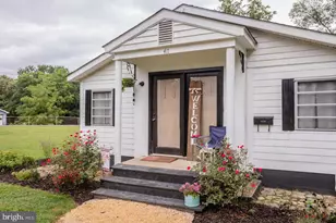 411 4th St, Luray, VA 22835 - Photo 2