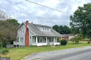 411 Shenandoah Ave, Shenandoah, VA 22849 - Photo 2