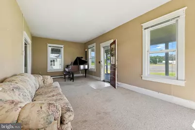 1819 US Highway 211 W, Luray, VA 22835 - Photo 8