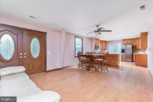 563 Parkview Dr, Luray, VA 22835 - Photo 4