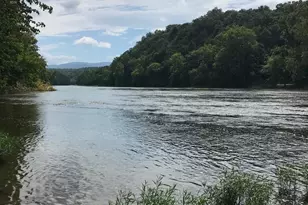 207 Riverview Dr, Luray, VA 22835 - Photo 1