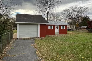 201 Woodland Ave, Luray, VA 22835 - Photo 22