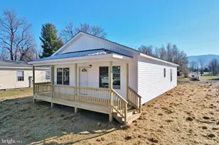 240 Deford Ave, Stanley, VA 22851 - Photo 8