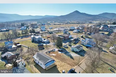 240 Deford Avenue, Stanley, VA 22851 - Photo 4