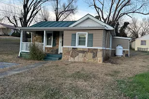 219 Seventh Ave, Luray, VA 22835 - Photo 2