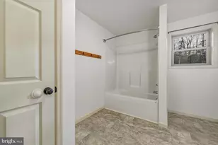 324 Old Wagon Rd, Luray, VA 22835 - Photo 16