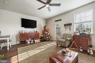 151 College Dr, Luray, VA 22835 - Photo 4