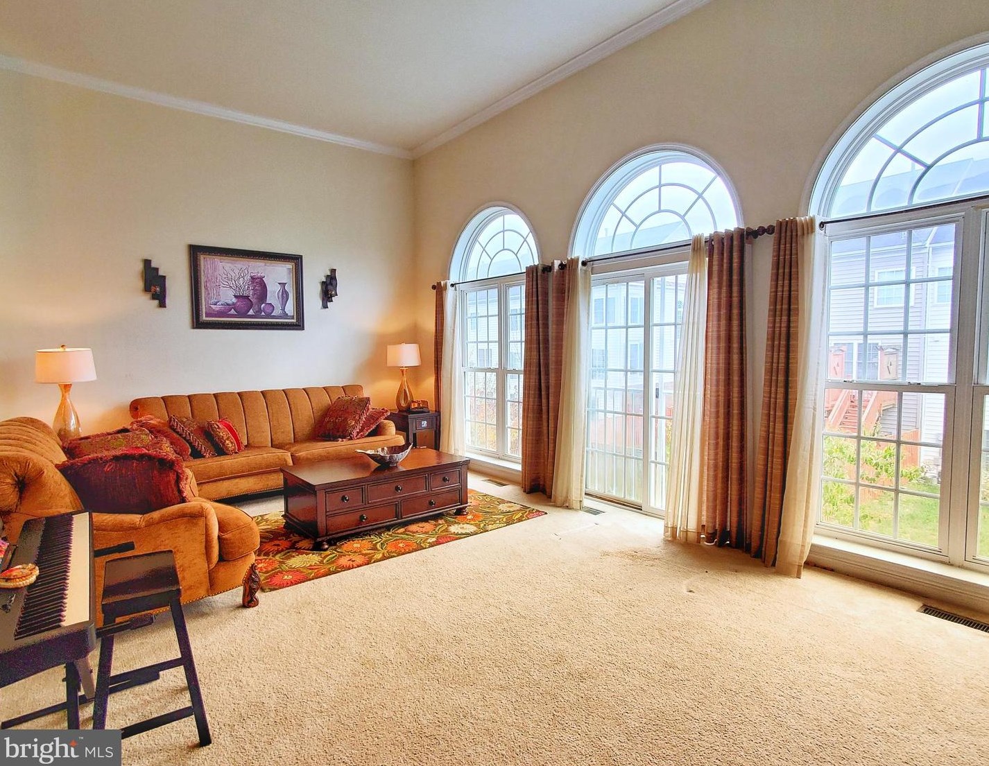 17513 Victoria Falls Dr, Dumfries VA  22025-2024 exterior