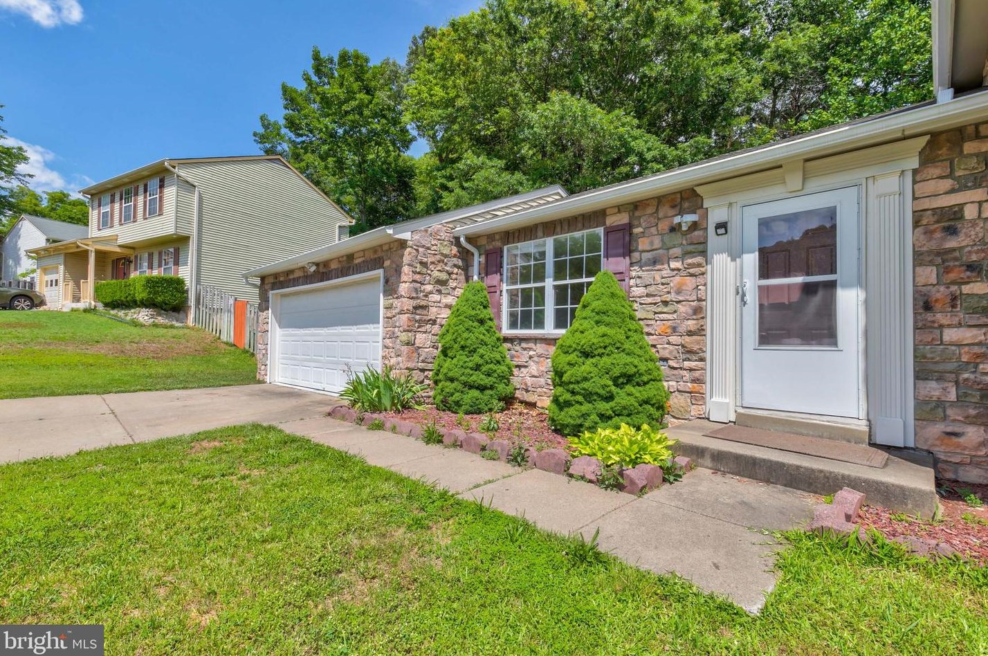 18031 Wilmer Porter Ct, Dumfries, VA 22026-2475