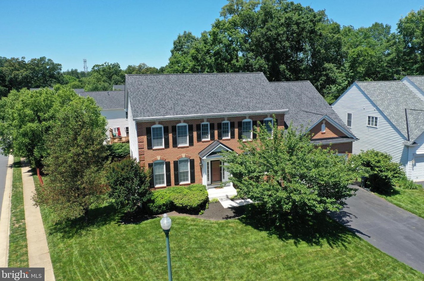 12626 Garry Glen Dr, Bristow, VA 20136-3050