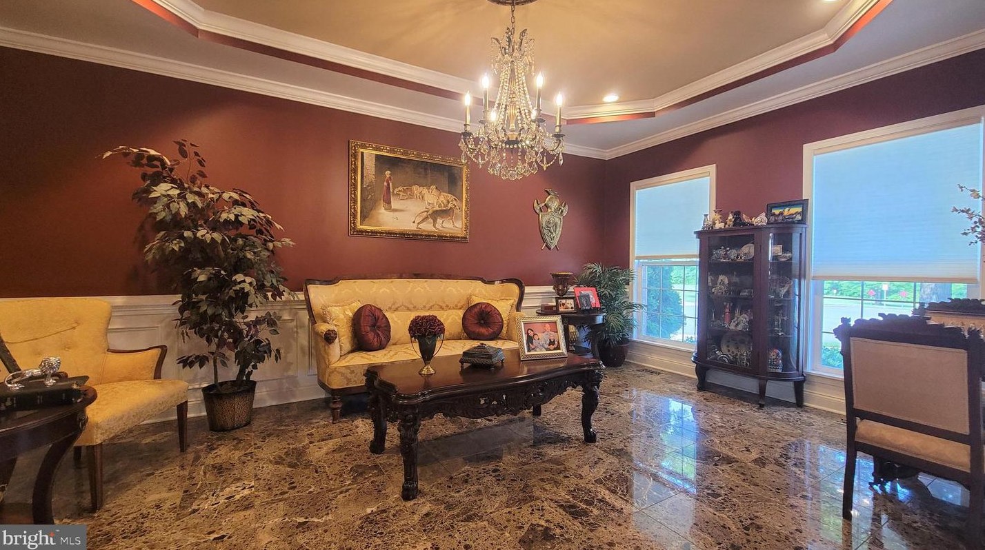 8601 Rothbury Dr, Bristow, VA 20136