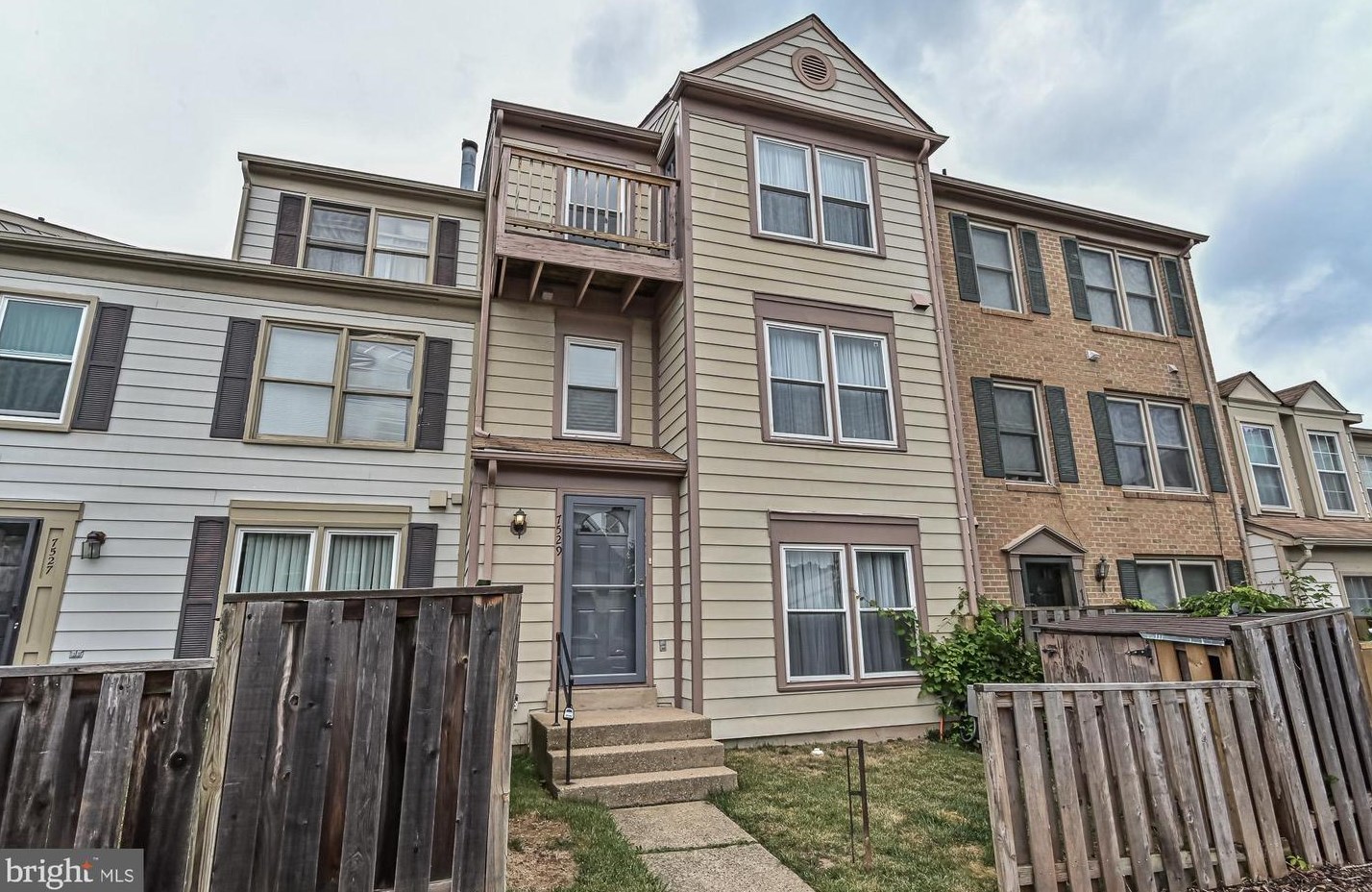 7529 Belle Grae Dr, Manassas, VA 20109-6415