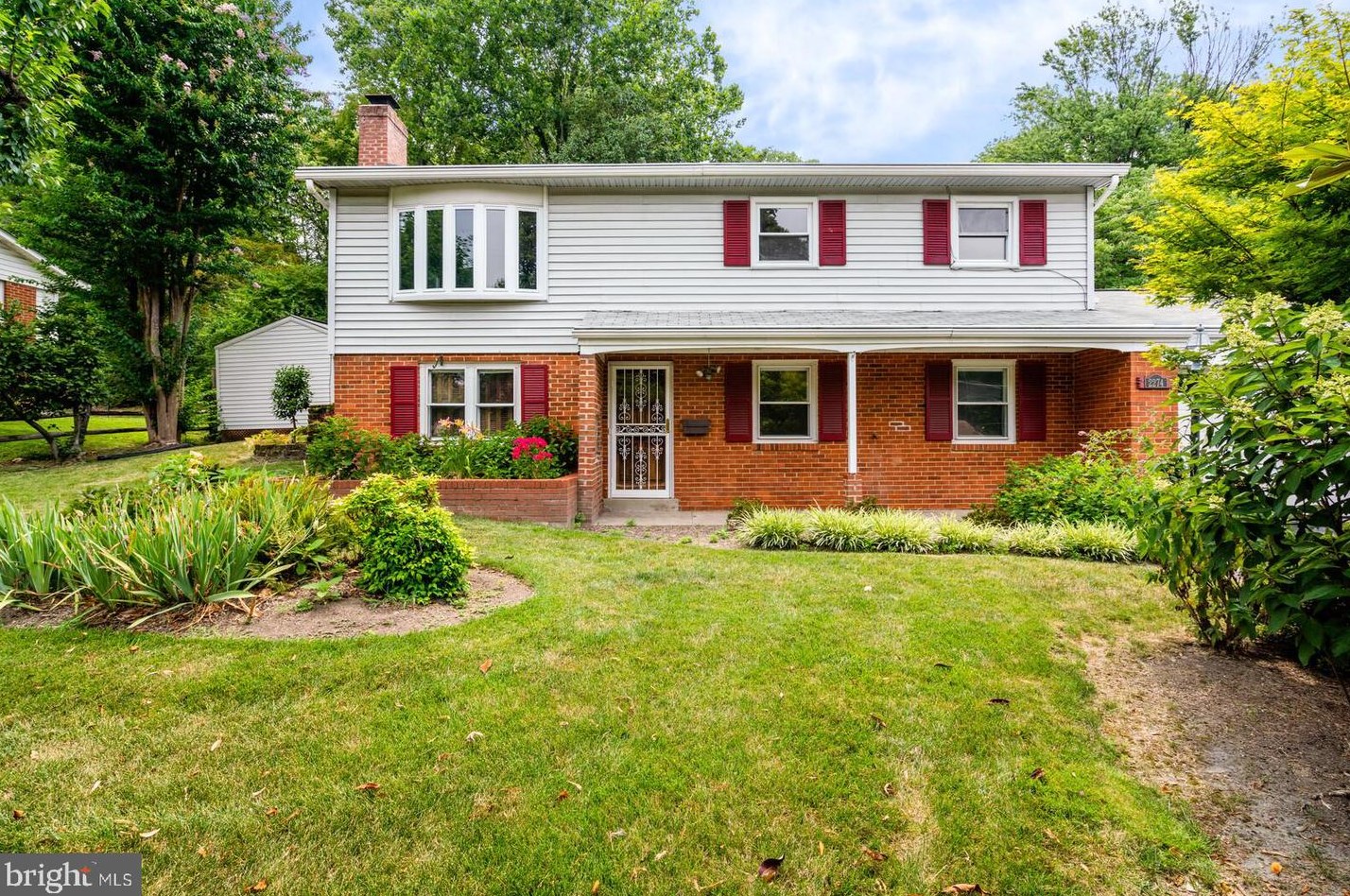 2274 Longview Dr, Woodbridge, VA 22191-2648