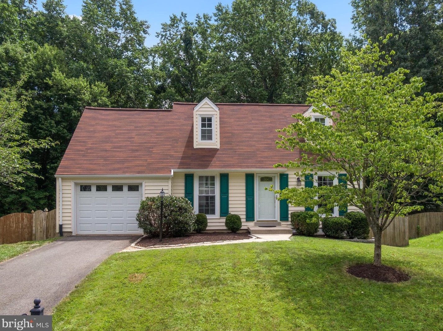 14365 Salsbury Ct, Woodbridge, VA 22193