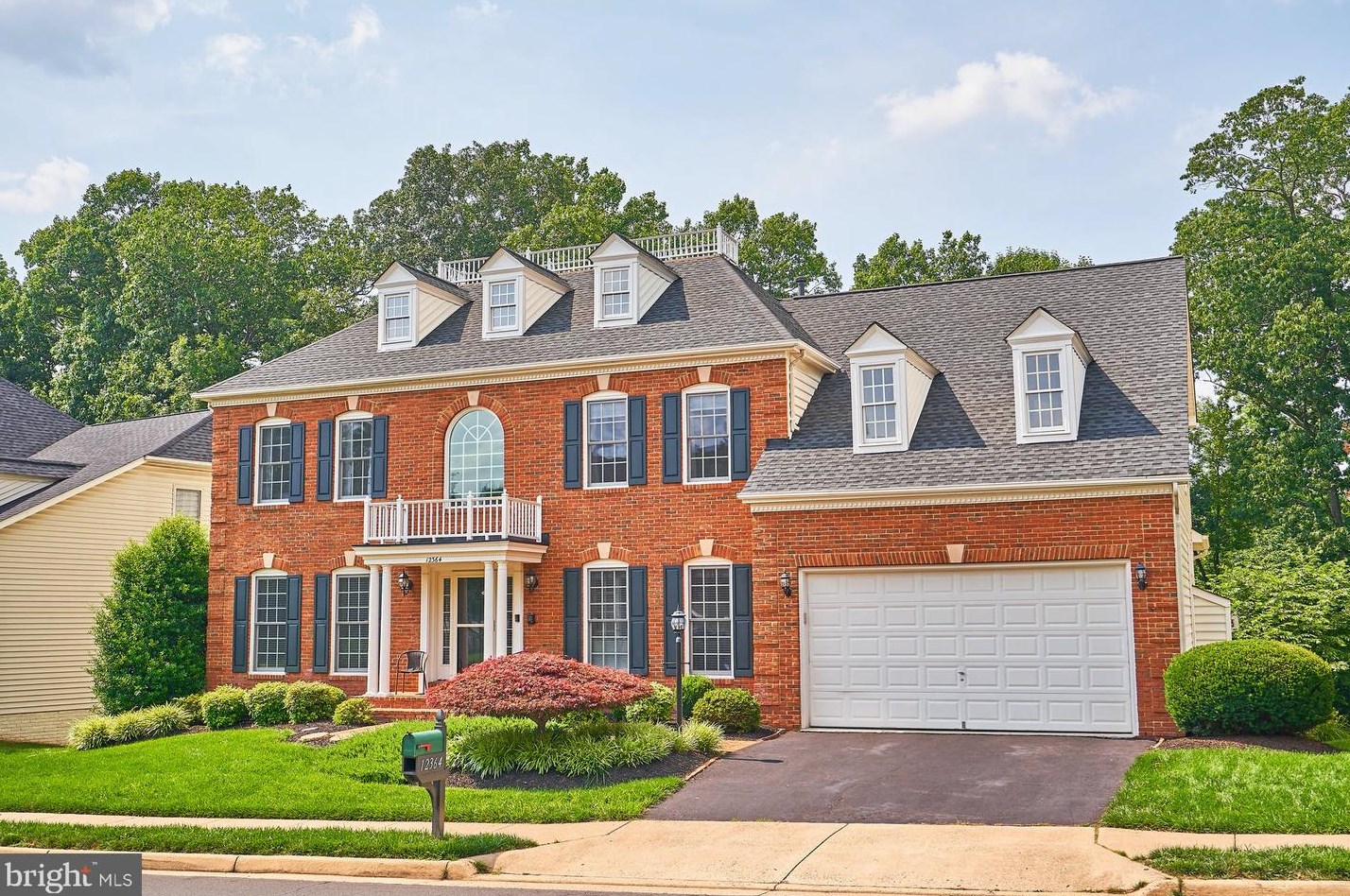12364 Iona Sound Dr, Bristow, VA 20136