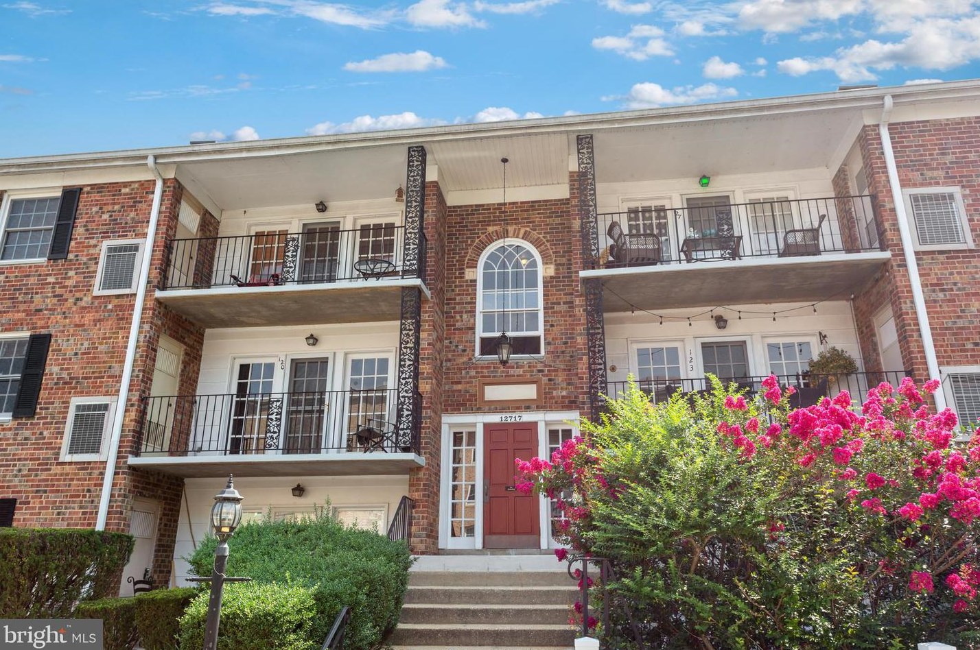 12717 Gordon Blvd #120, Woodbridge, VA 22192