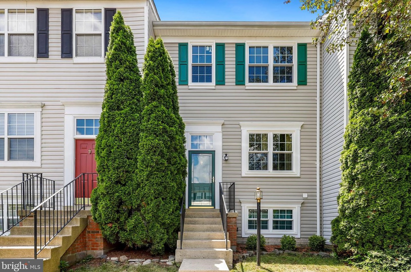 12327 Penzance Ln, Bristow, VA 20136