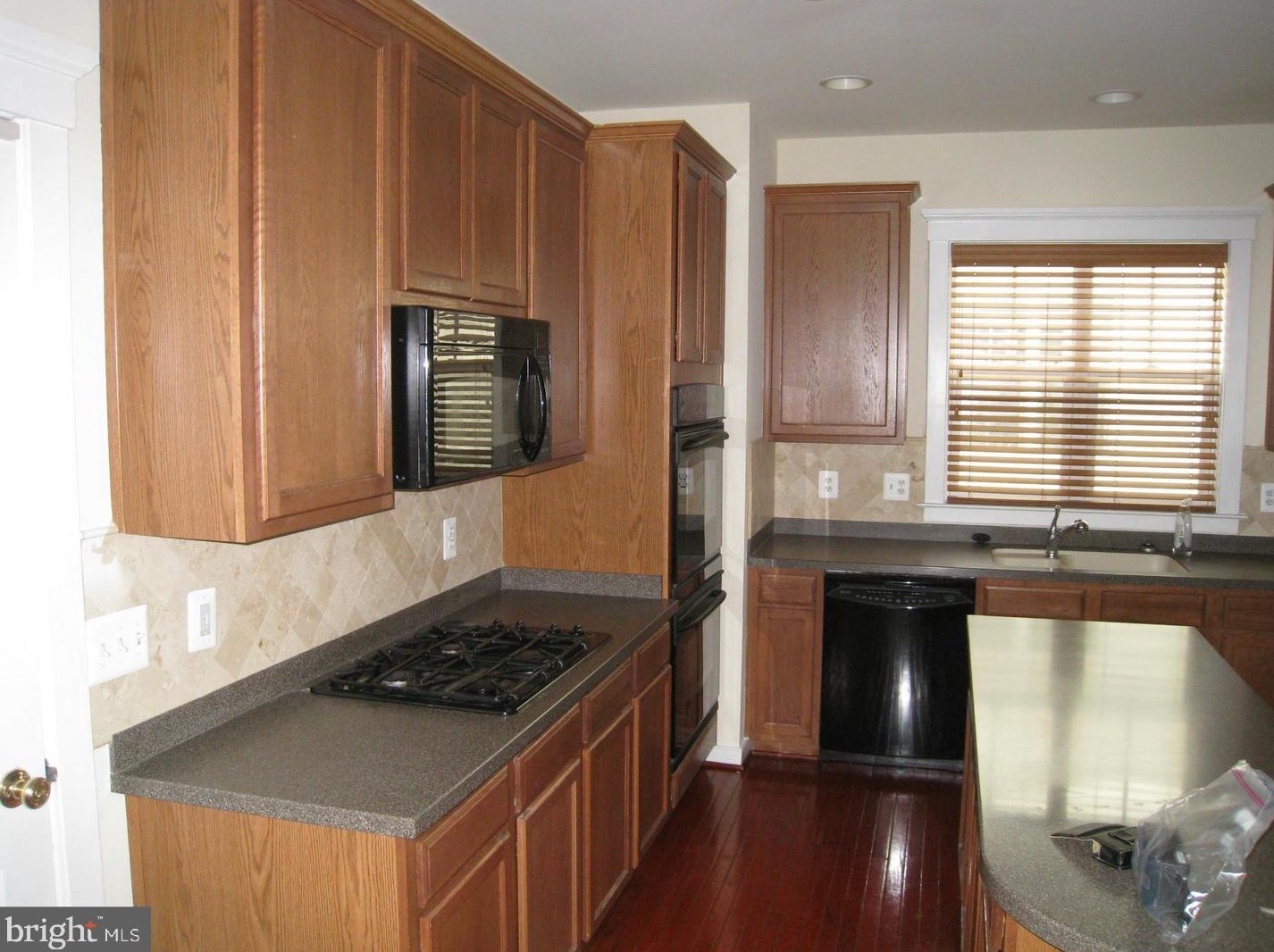 14273 Catbird Dr, Gainesville, VA 20155