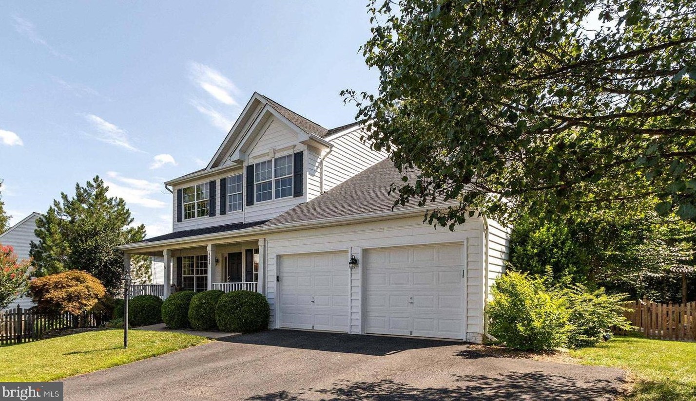 9635 Looking Glass Ct, Bristow, VA 20136